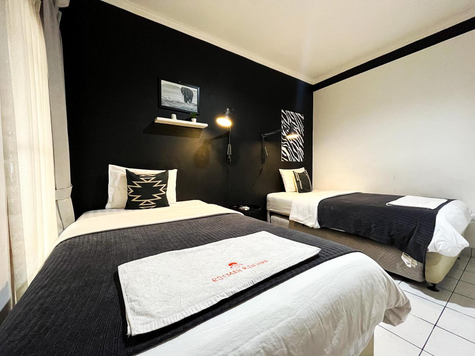 Roemah Renjana Bandung Bed & Breakfast Exterior photo